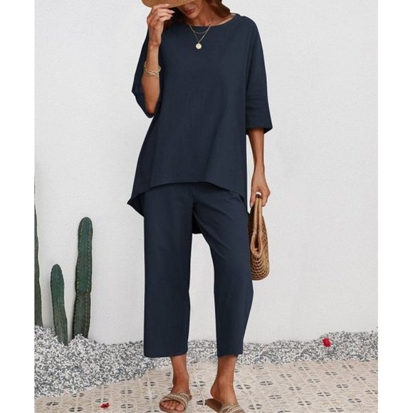 Navy Tunic & Navy Pocket Capri Pants - Picture 1 of 2
